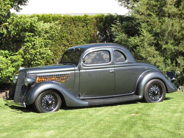 1935 Ford Coupe Lizardskin