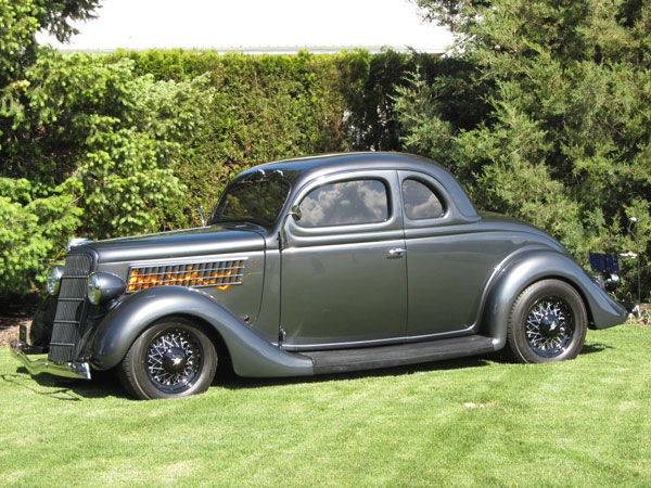 1935 Ford Coupe